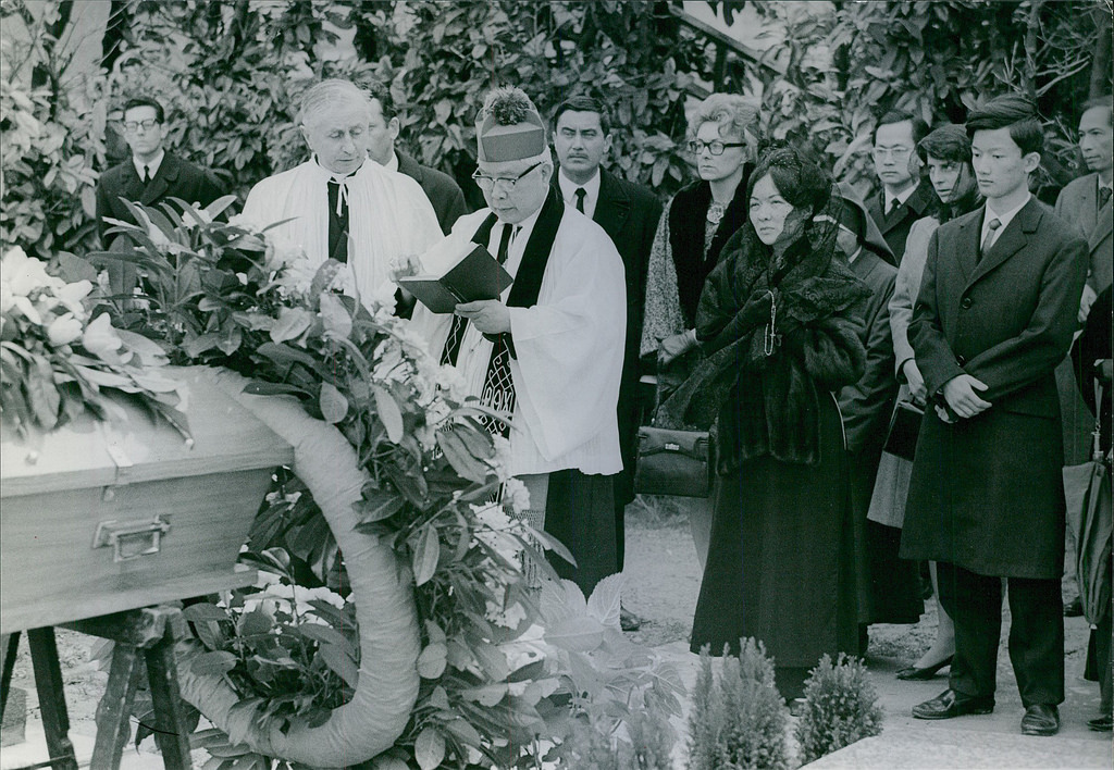 Thuc funeral of niece